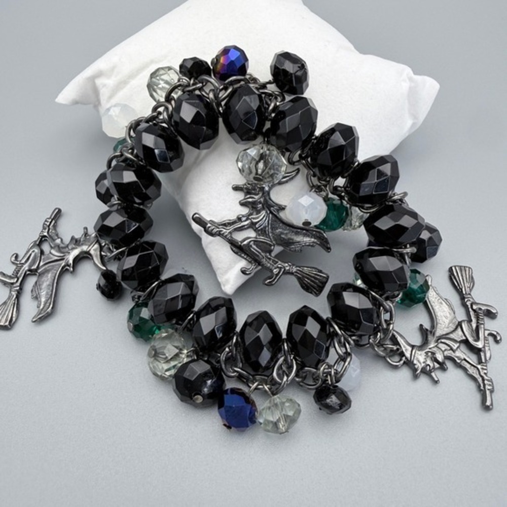 Witch Charm Bracelet Black Excellent Stretch Faceted Bead Halloween Witchy
